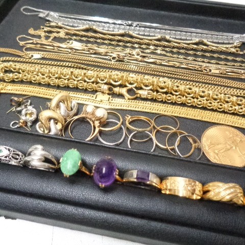 金、プラチナ相場は絶好調です。貴金属のお買取りなら、おたからやJR伊丹店にお任せください。サムネイル